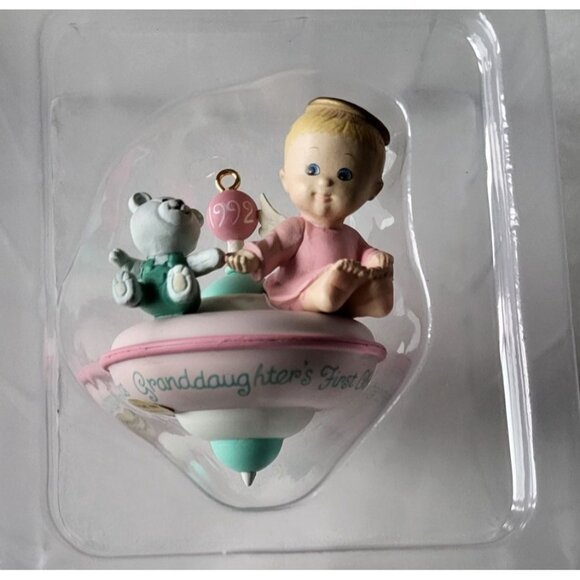 Heirloom Collection Vintage Granddaughters 1st Christmas Ornament 1992 - Picture 2 of 4